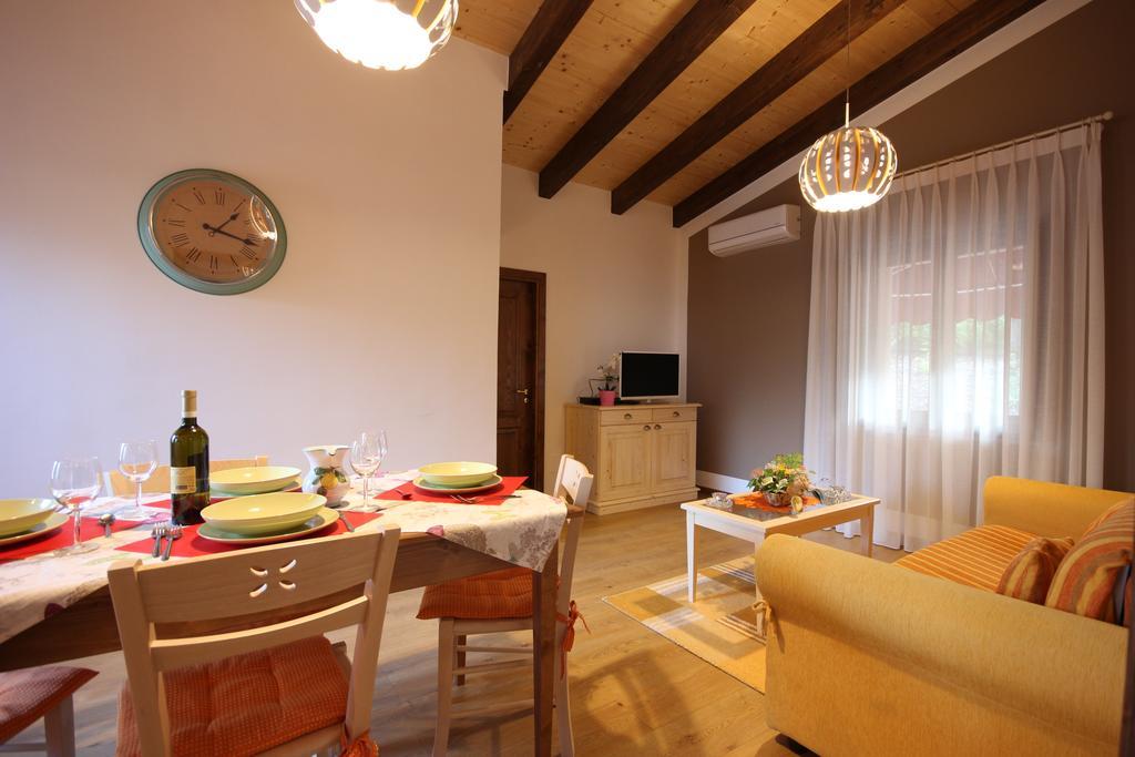 Residence Villa Rosi Laureana Cilento Eksteriør billede